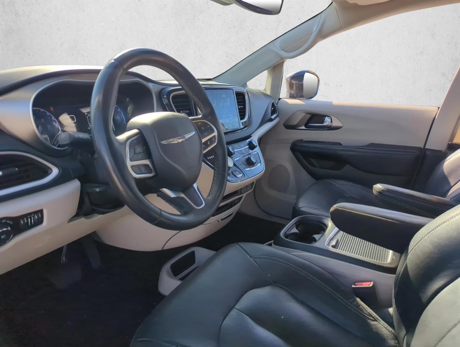 2022 Chrysler Pacifica Touring L FWD