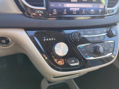 2022 Chrysler Pacifica Touring L FWD