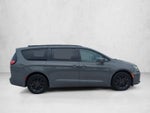 2021 Chrysler Pacifica Touring L FWD