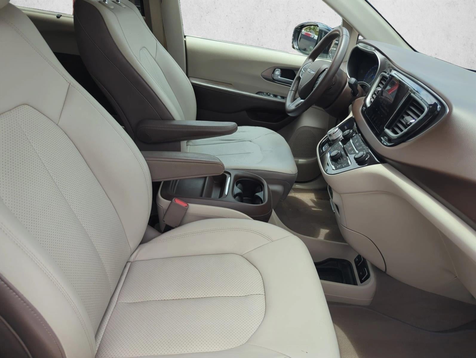 2018 Chrysler Pacifica Touring L FWD