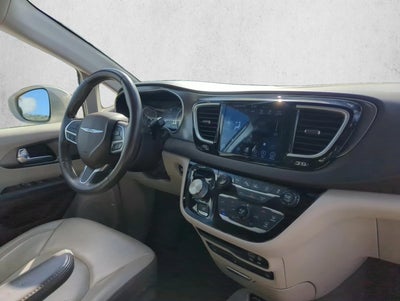 2019 Chrysler Pacifica Touring L Plus FWD