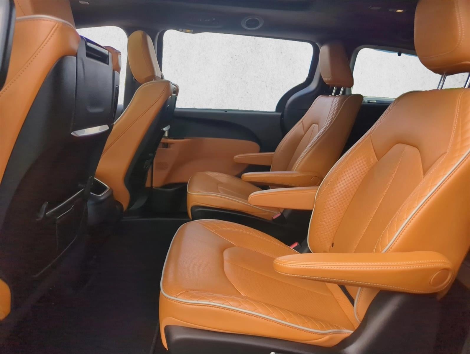 2021 Chrysler Pacifica Hybrid Pinnacle