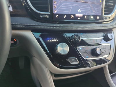 2023 Chrysler Pacifica Hybrid Limited FWD