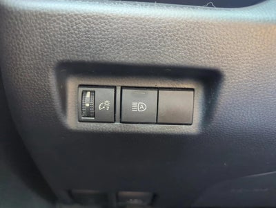 2019 Toyota RAV4 LE FWD (GS)