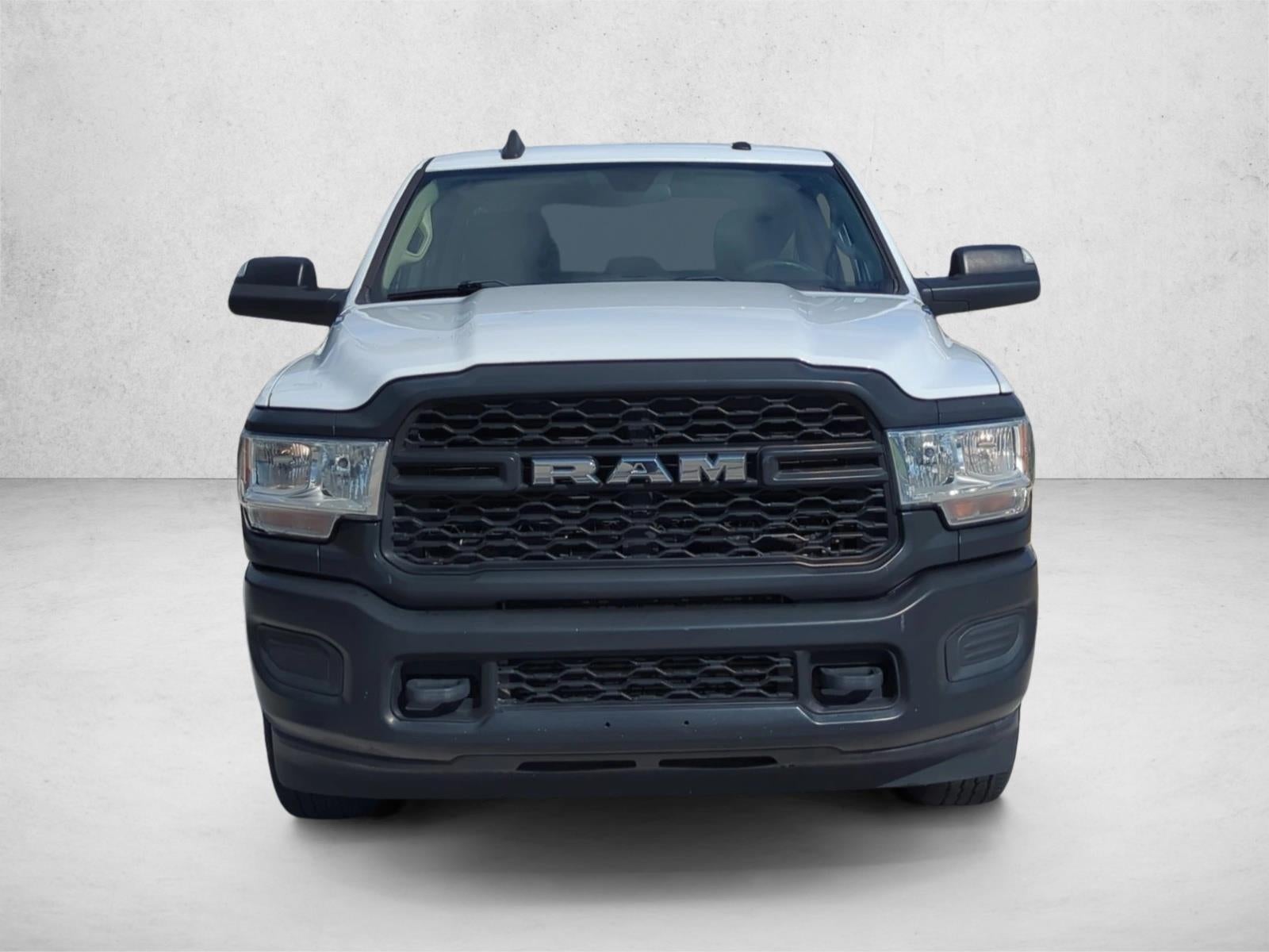 2019 RAM 3500 Tradesman 4x2 Crew Cab 8' Box