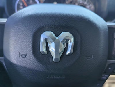 2019 RAM 3500 Tradesman 4x2 Crew Cab 8' Box