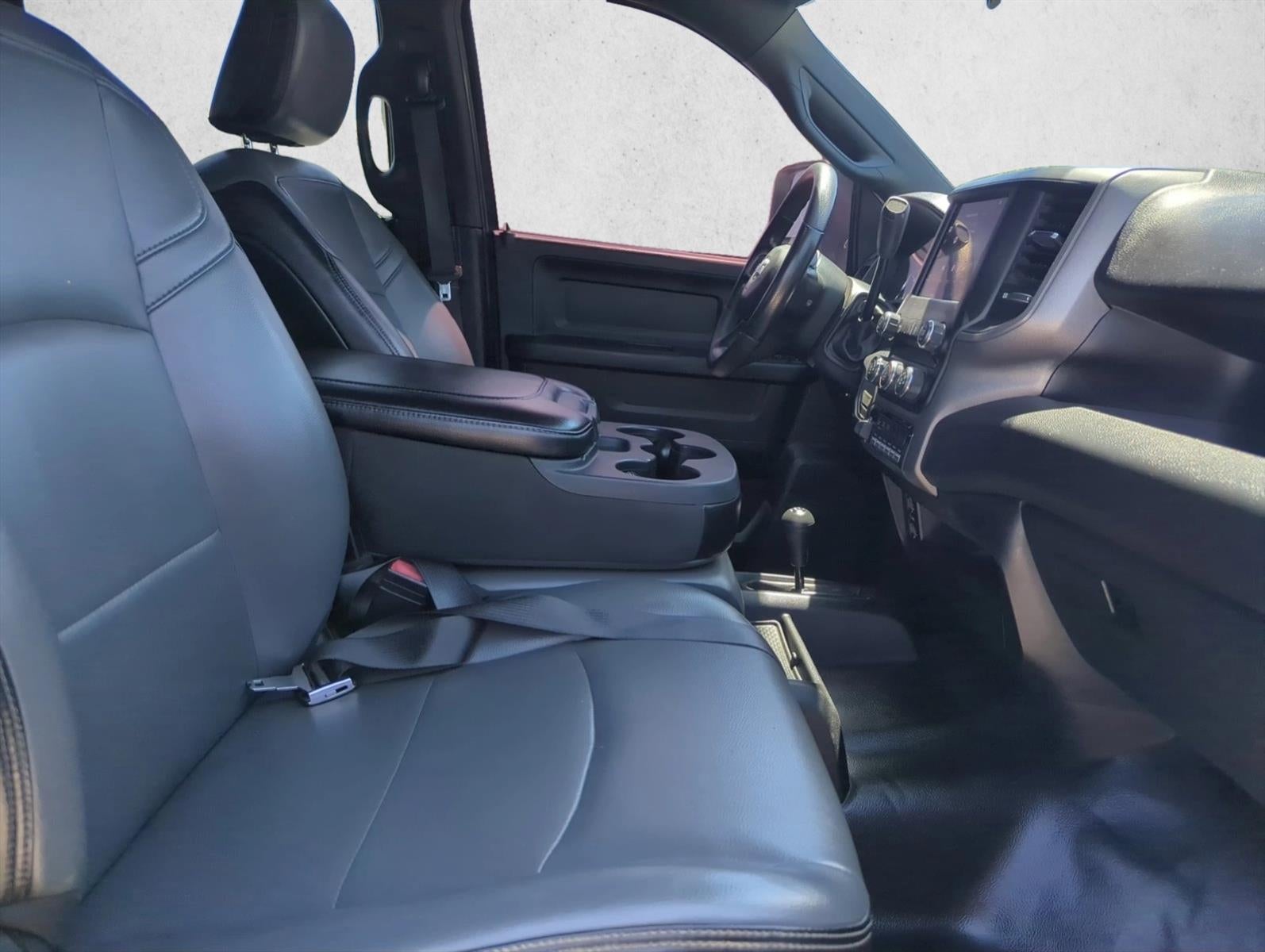 2023 RAM 3500 Tradesman 4x4 Crew Cab 8' Box