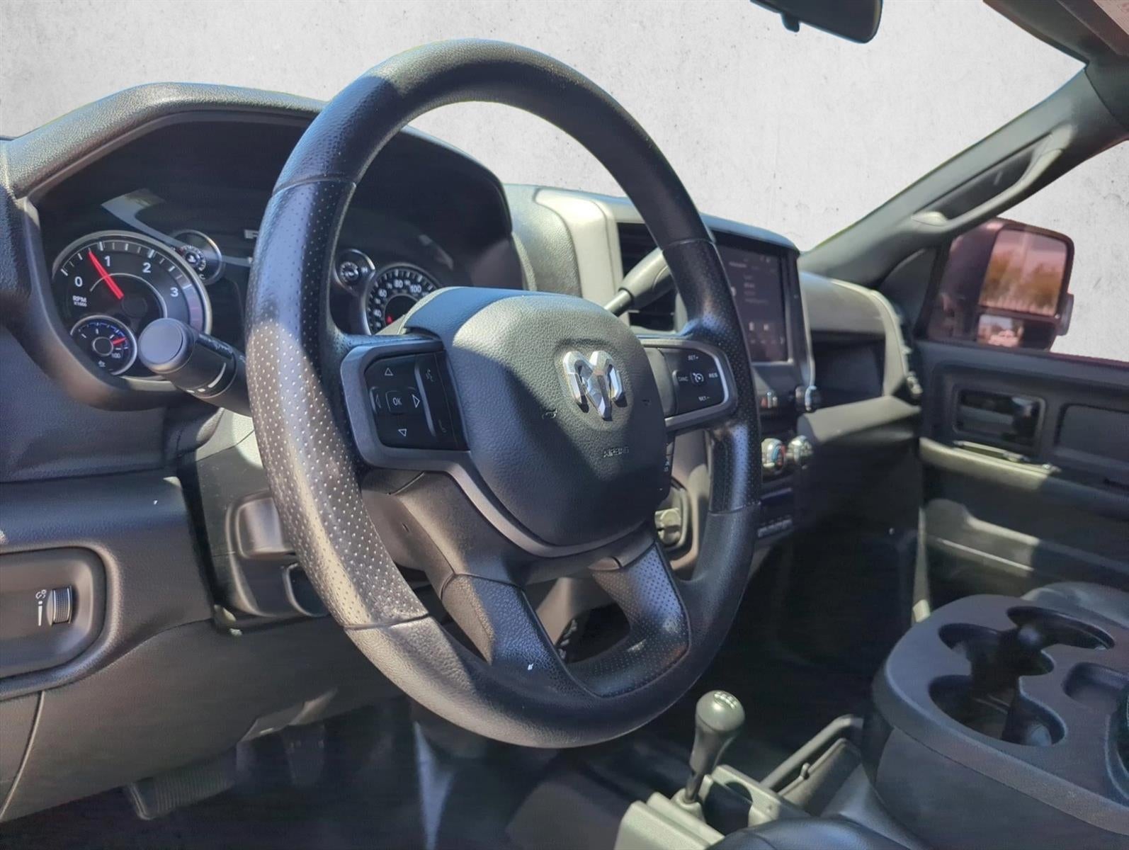 2023 RAM 3500 Tradesman 4x4 Crew Cab 8' Box