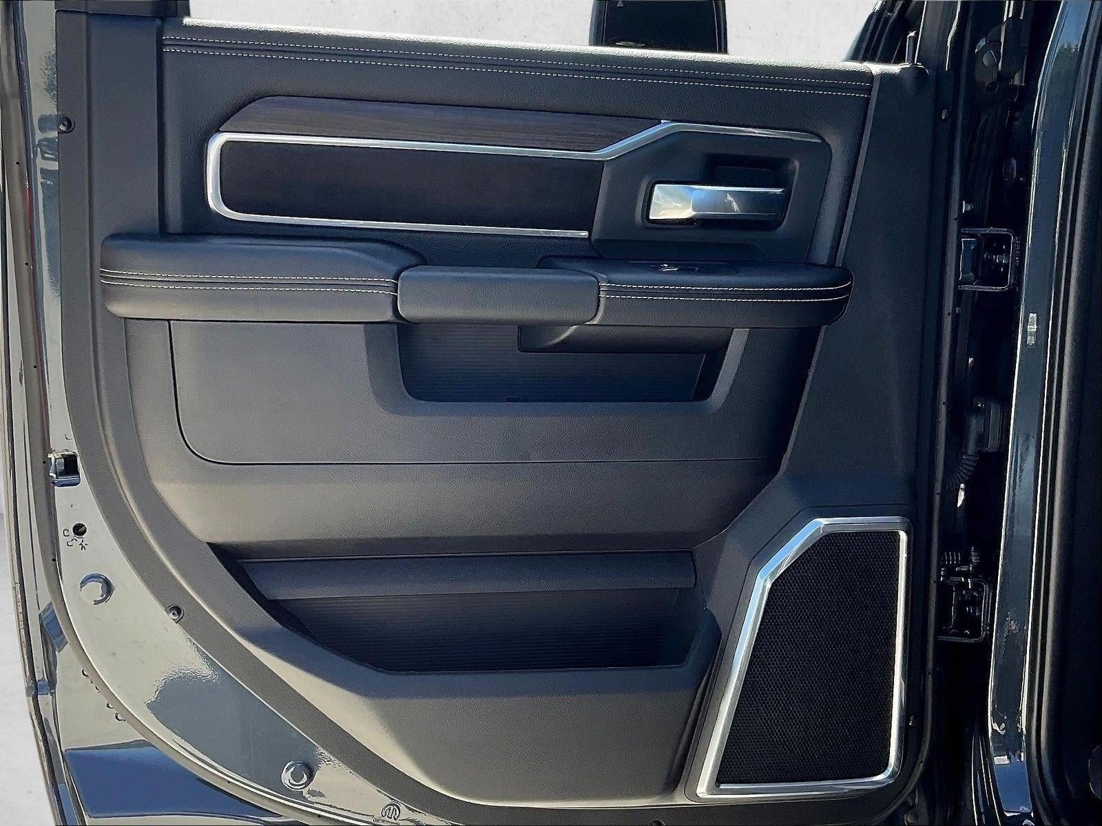 2026 RAM 3500 Laramie 4x4 Crew Cab 8' Box