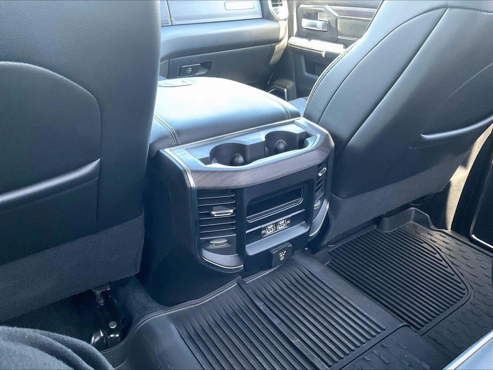 2026 RAM 3500 Laramie 4x4 Crew Cab 8' Box