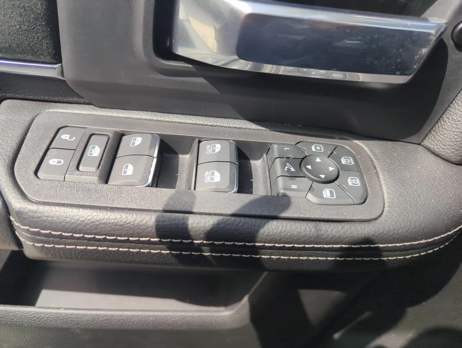 2026 RAM 3500 Laramie 4x4 Crew Cab 8' Box
