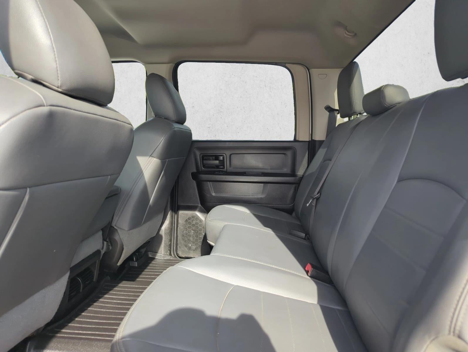 2019 RAM 1500 Classic Tradesman 4x4 Crew Cab 5'7" Box