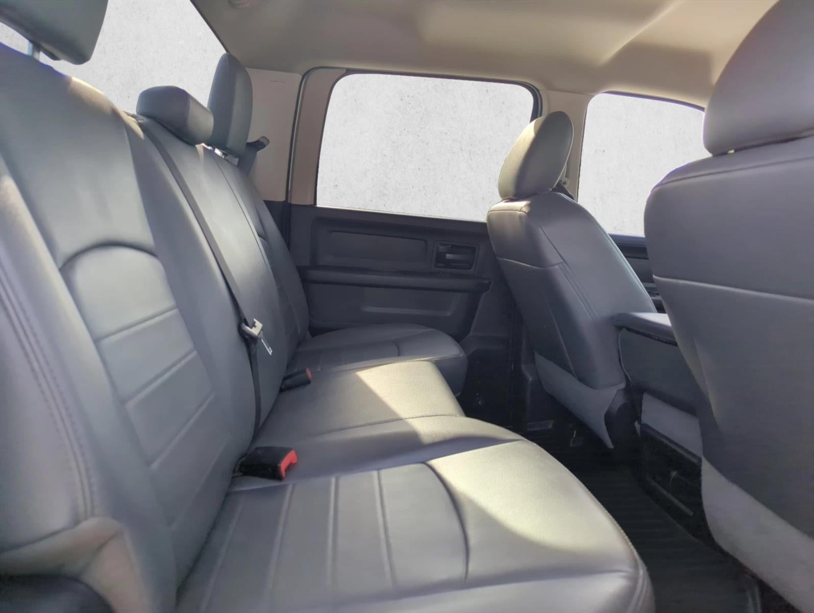 2019 RAM 1500 Classic Tradesman 4x4 Crew Cab 5'7" Box