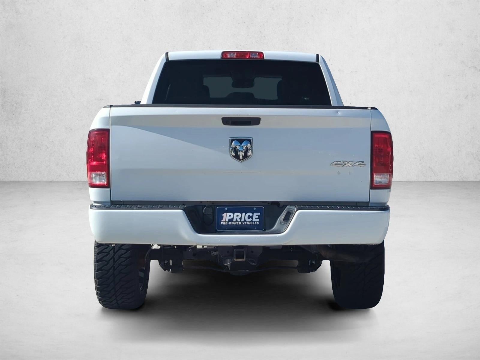 2019 RAM 1500 Classic Tradesman 4x4 Crew Cab 5'7" Box