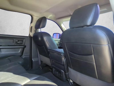 2015 RAM 1500 4WD Crew Cab 5.7 Ft Box Express