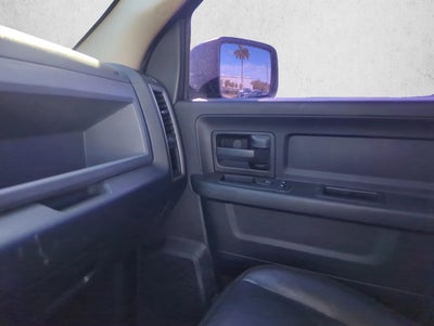2015 RAM 1500 4WD Crew Cab 5.7 Ft Box Express