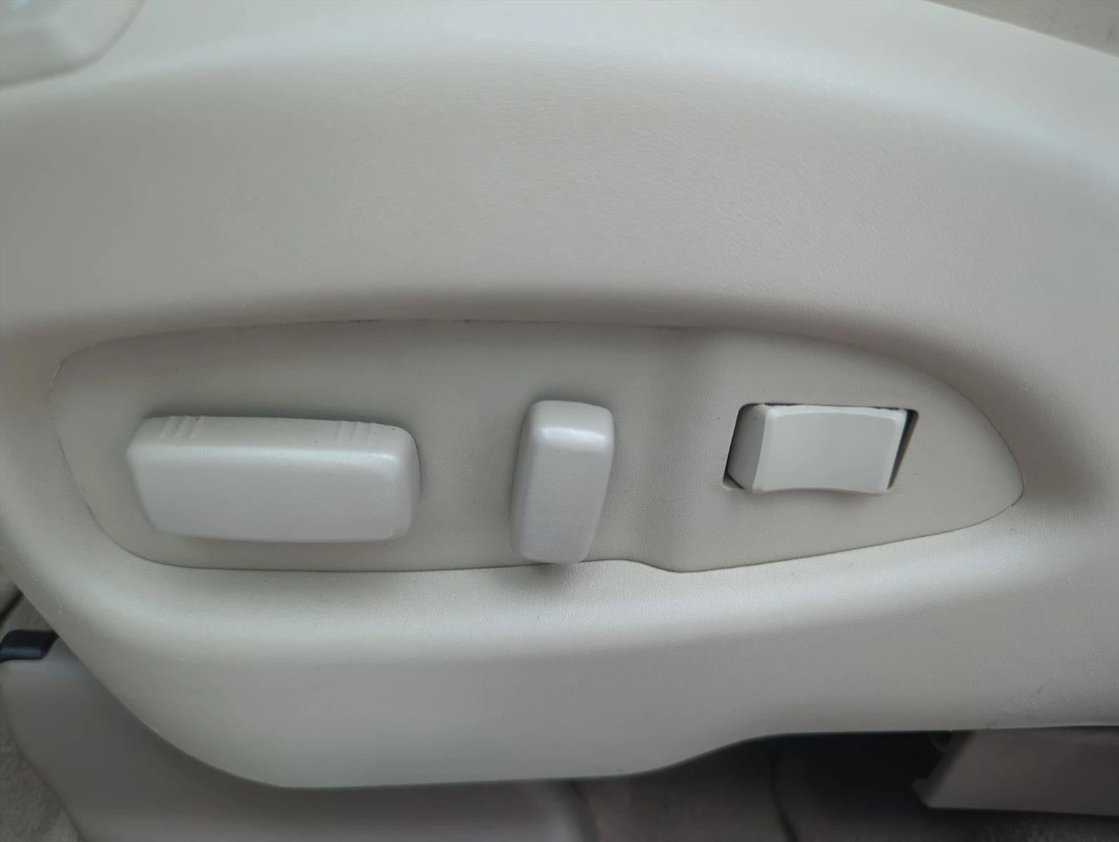 2011 Cadillac SRX FWD 4dr Luxury Collection