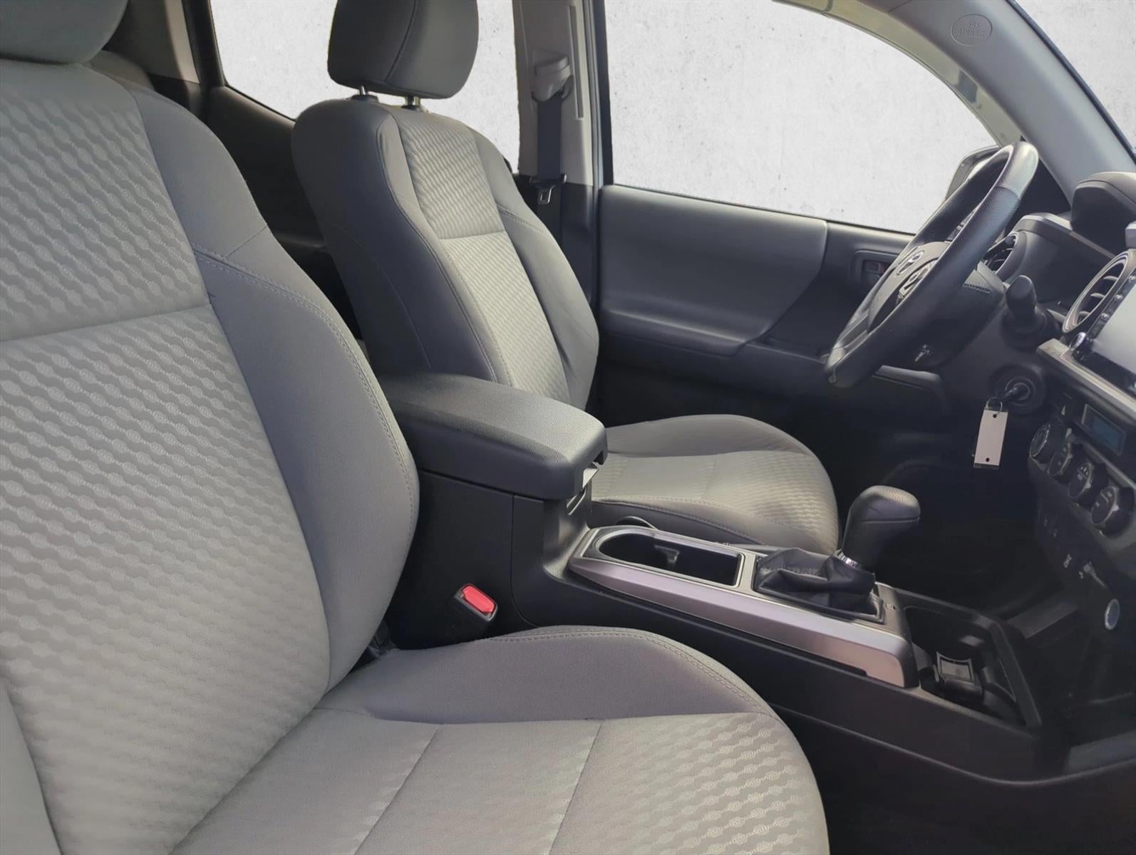 2022 Toyota Tacoma 4WD 4WD SR5 Double Cab 5' Bed V6 AT (GS)