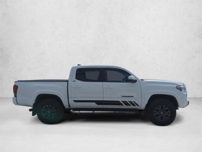 2022 Toyota Tacoma 4WD 4WD SR5 Double Cab 5' Bed V6 AT (GS)