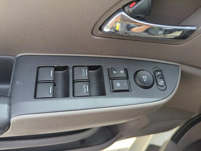 2016 Honda Odyssey Touring Elite with DVD Rear Entertainment System and Navigation