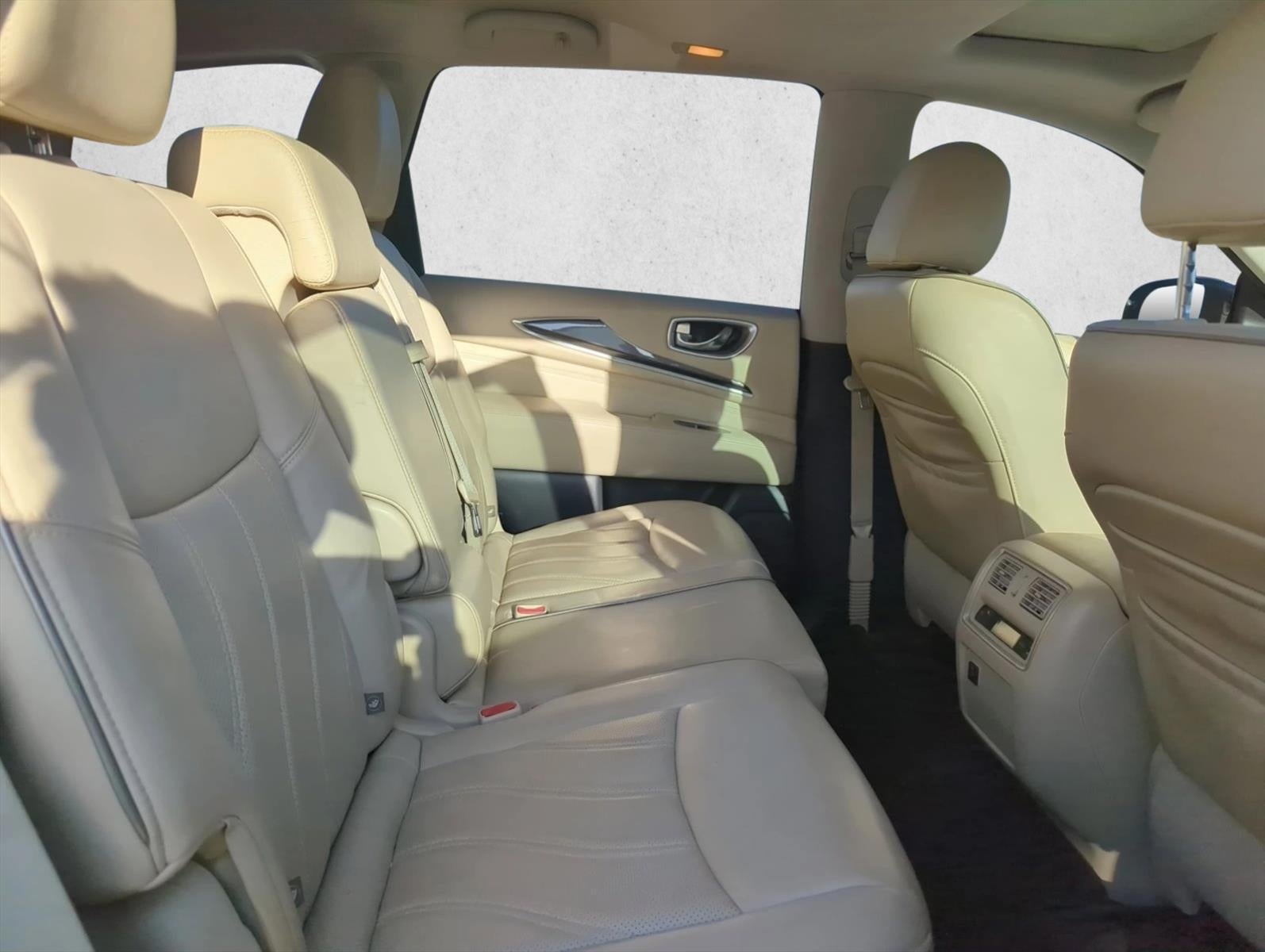 2017 INFINITI QX60 FWD