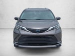 2022 Toyota Sienna XLE FWD 8-Passenger (Natl)