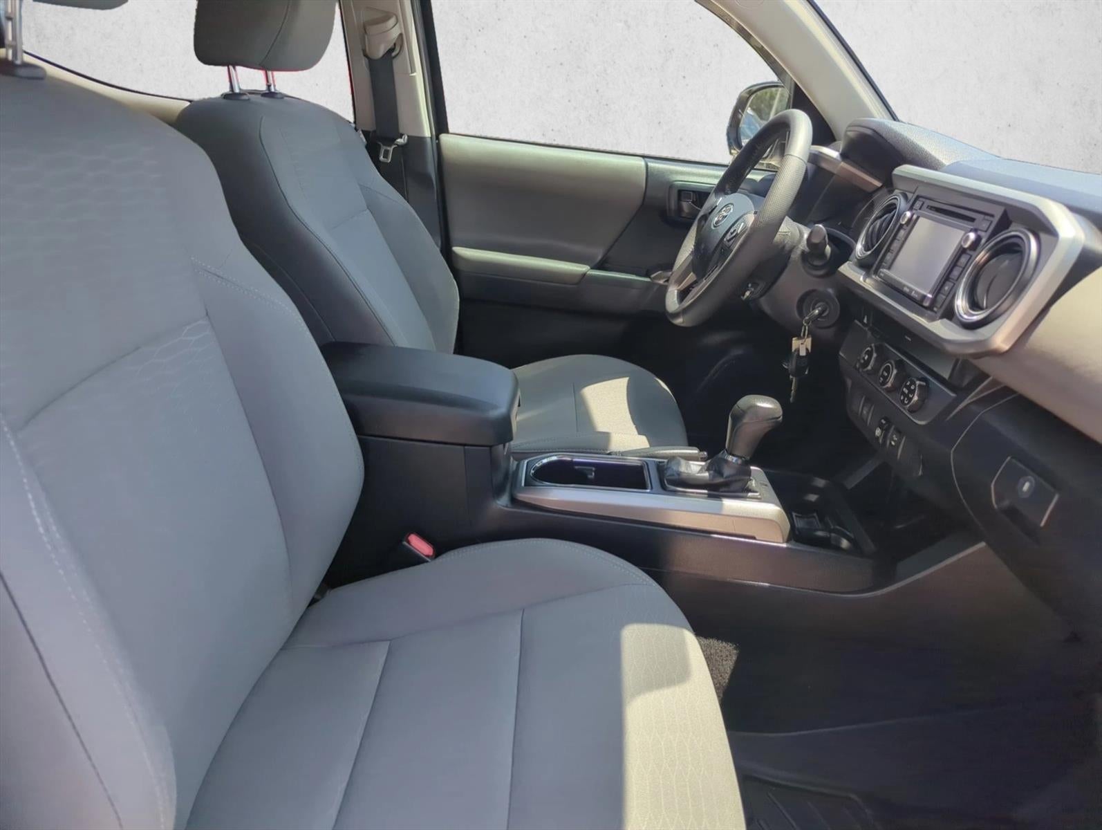 2019 Toyota Tacoma 2WD 2WD SR5 Double Cab 5' Bed V6 AT (GS)