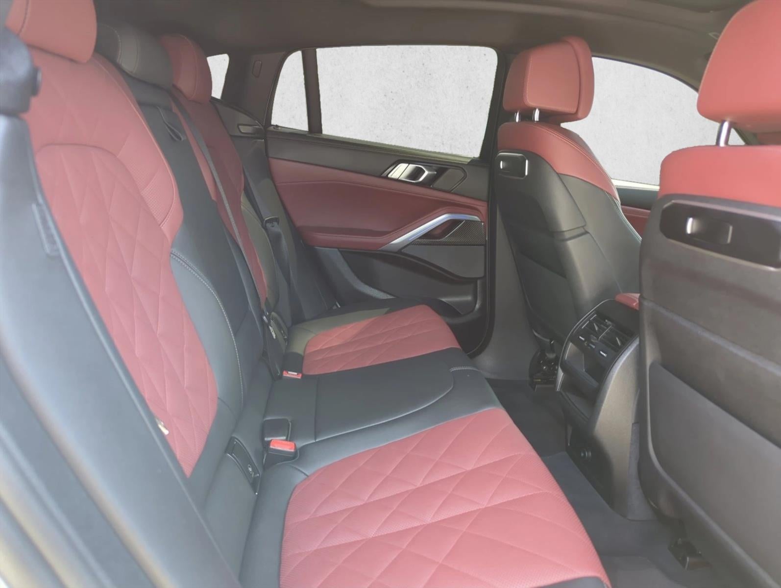 2024 BMW X6 M60i Sports Activity Coupe