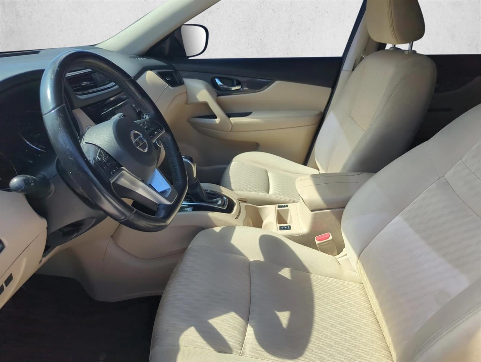 2017 Nissan Rogue FWD SV
