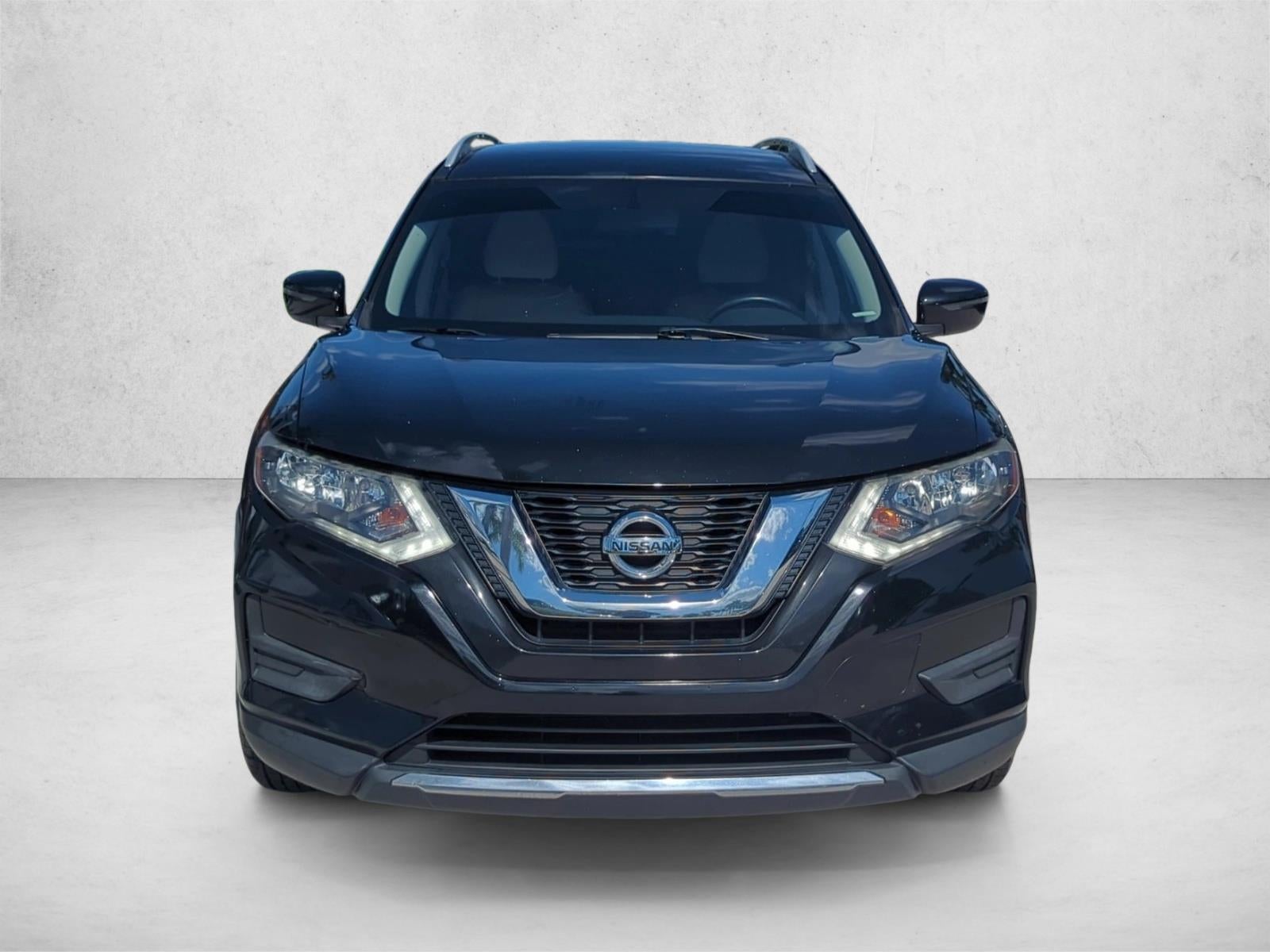 2017 Nissan Rogue FWD SV