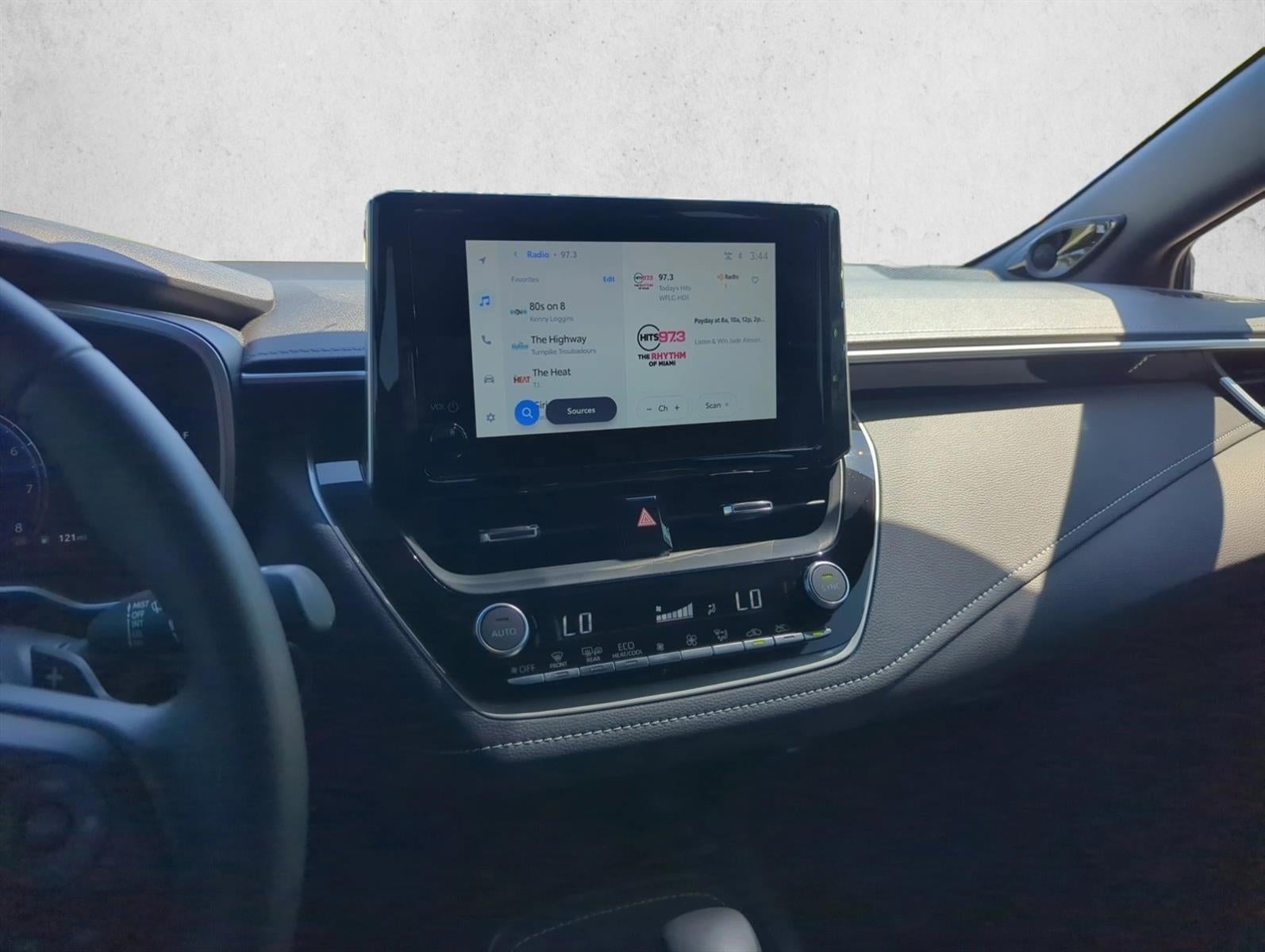 2026 Toyota Corolla Hatchback XSE CVT (Natl)
