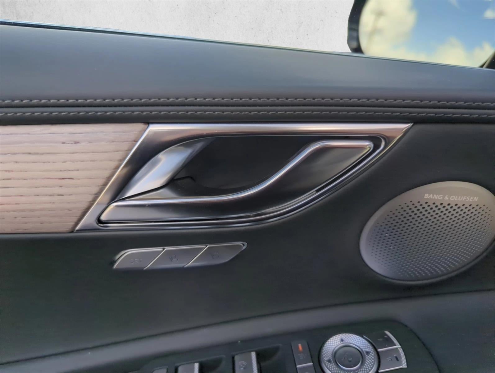 2025 Genesis GV80 2.5T Advanced AWD