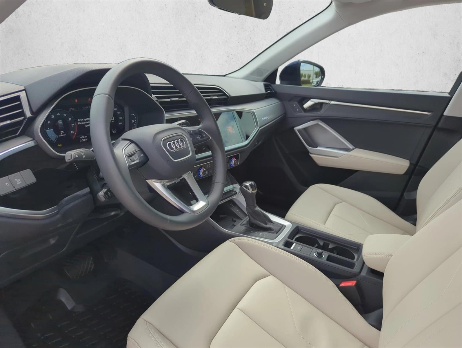 2025 Audi Q3 S line Premium 45 TFSI quattro