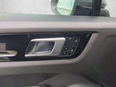 2022 Porsche Cayenne Platinum Edition Coupe AWD
