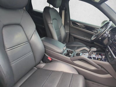 2022 Porsche Cayenne Platinum Edition Coupe AWD