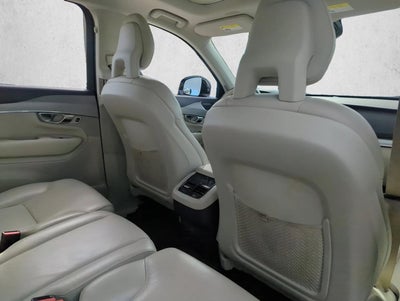 2021 Volvo XC90 T5 FWD Momentum 7P