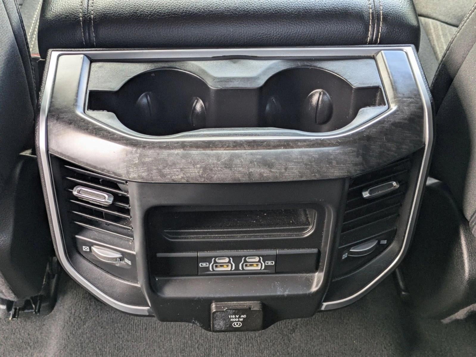 2022 RAM 1500 Big Horn 4x2 Quad Cab 6'4" Box