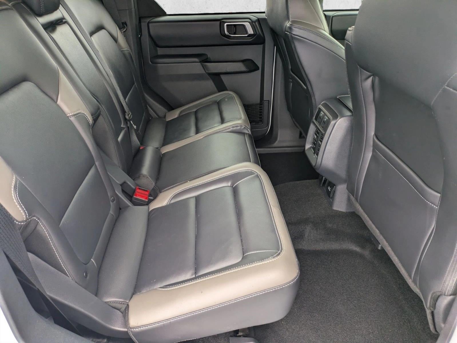 2025 Ford Bronco Outer Banks 4 Door 4x4