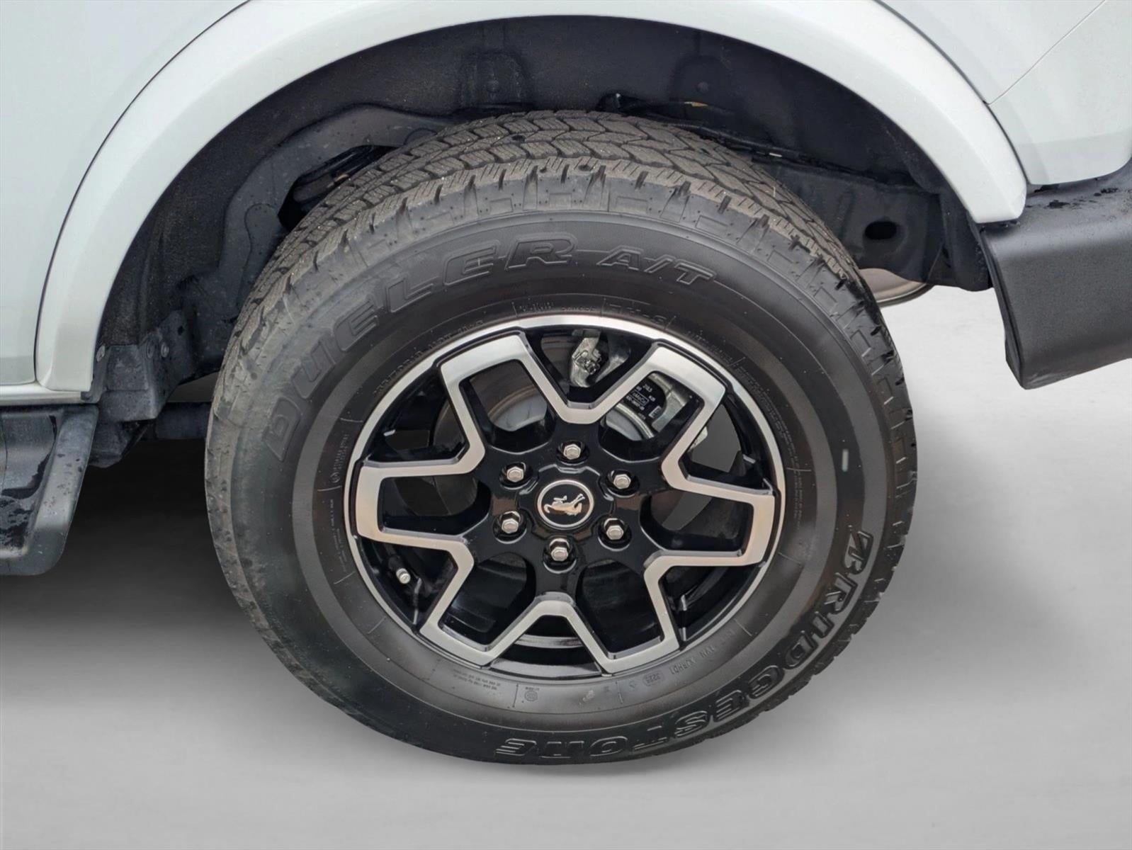 2025 Ford Bronco Outer Banks 4 Door 4x4