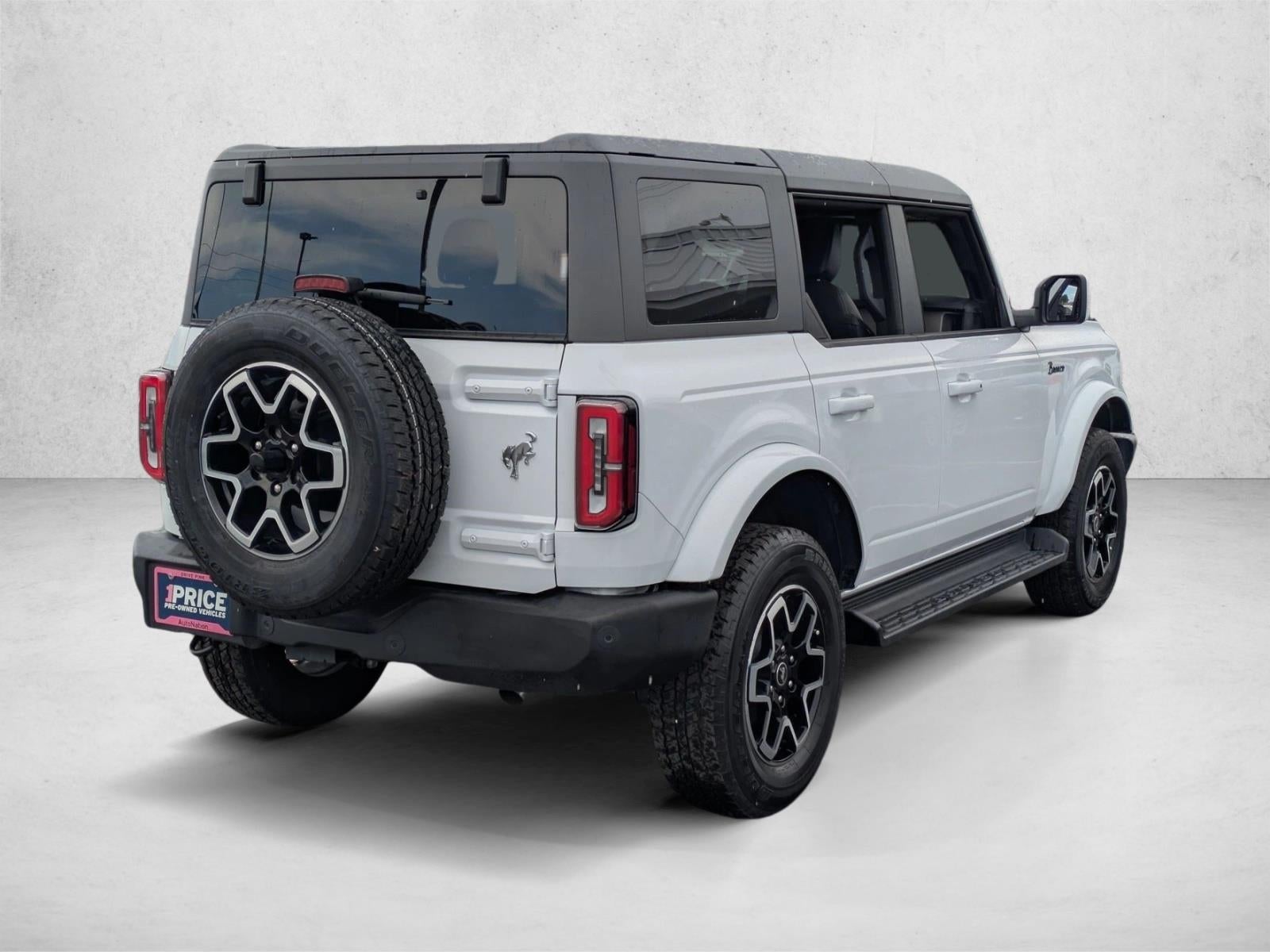 2025 Ford Bronco Outer Banks 4 Door 4x4