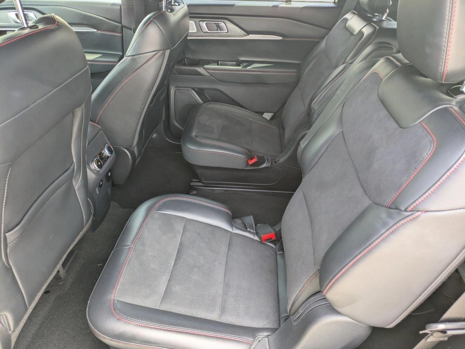 2025 Ford Explorer ST 4WD