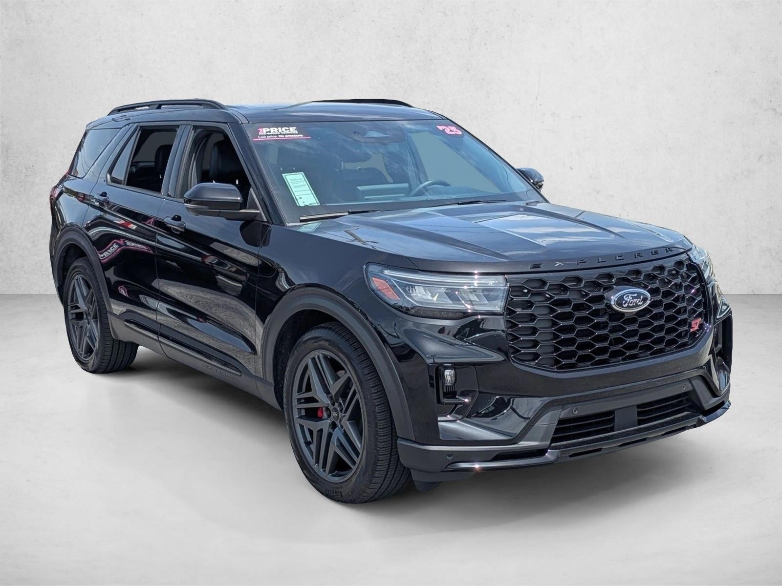 2025 Ford Explorer ST 4WD