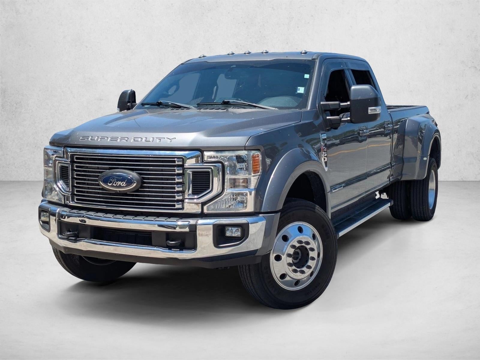 2022 Ford Super Duty F-450 DRW LARIAT 4WD Crew Cab 8' Box