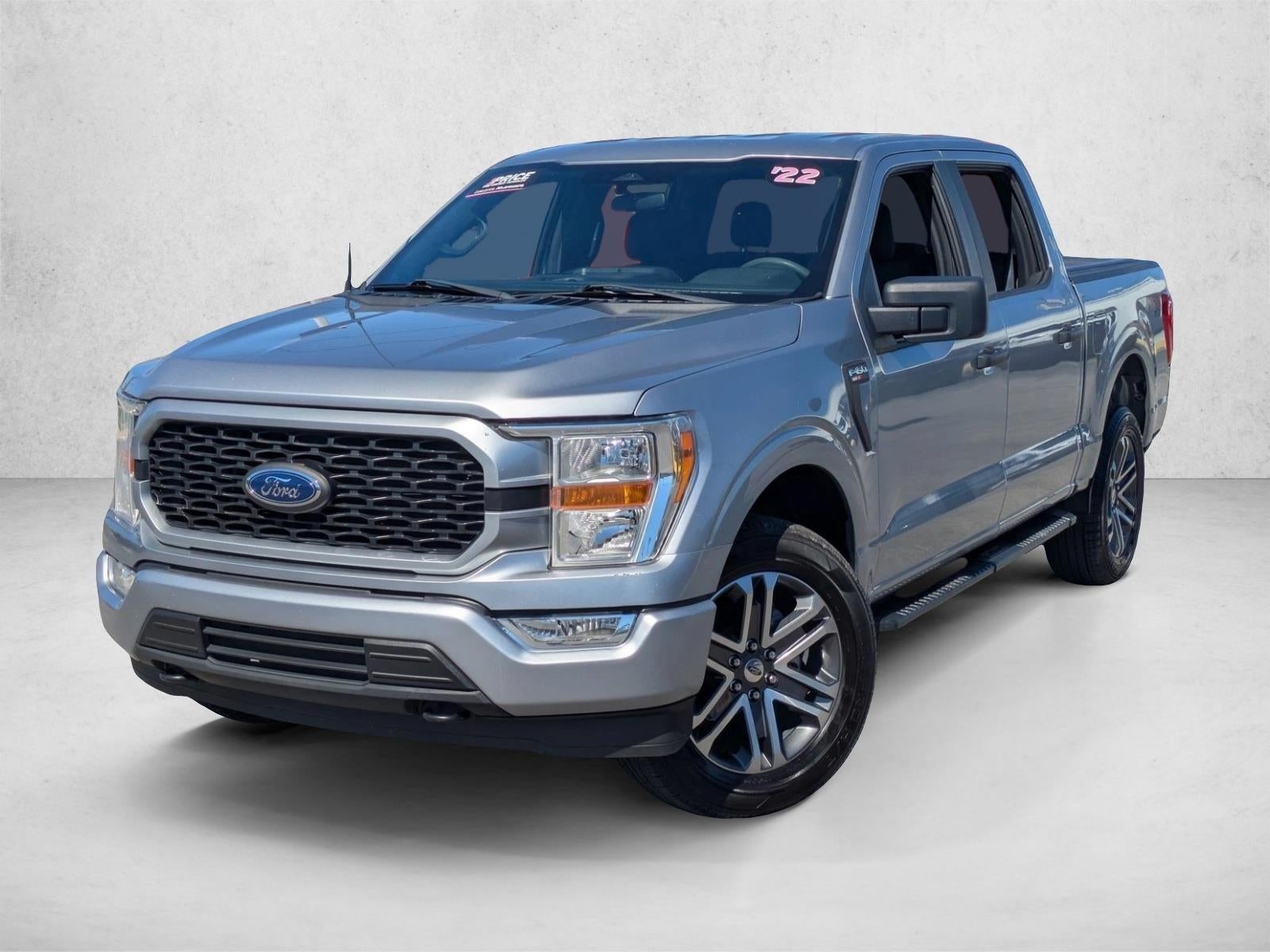 2022 Ford F-150 XL 4WD SuperCrew 5.5' Box