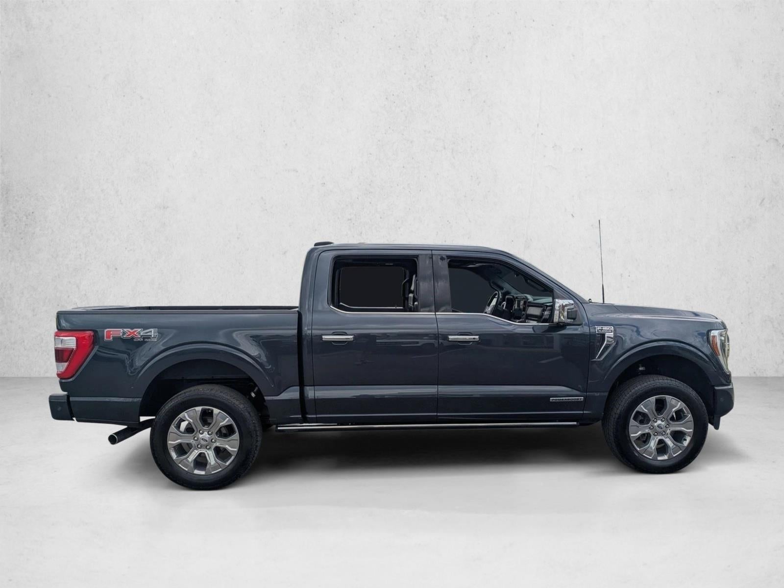 2022 Ford F-150 Platinum 4WD SuperCrew 5.5' Box