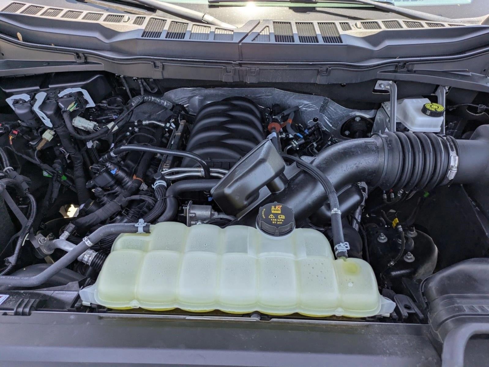 2025 Ford F-150 XLT 4WD SuperCrew 5.5' Box