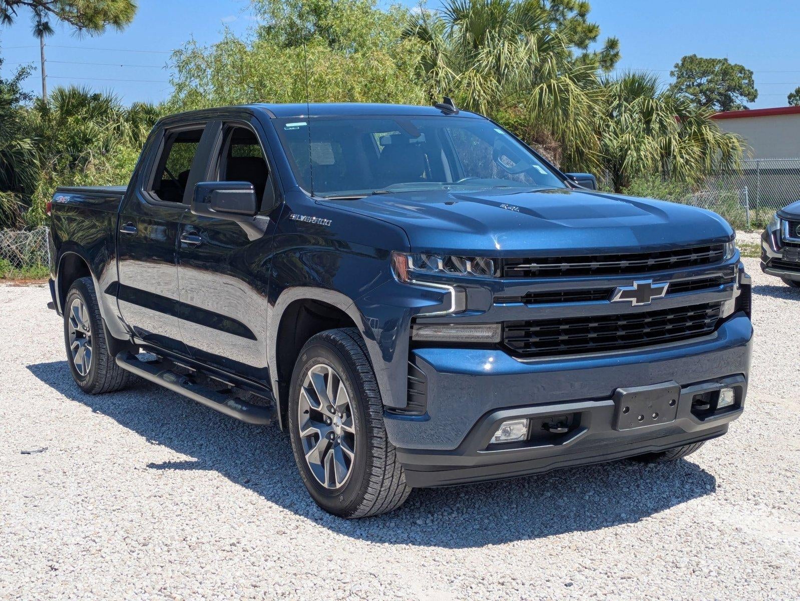 2021 Chevrolet Silverado 1500 Crew Cab Short Box 4-Wheel Drive RST