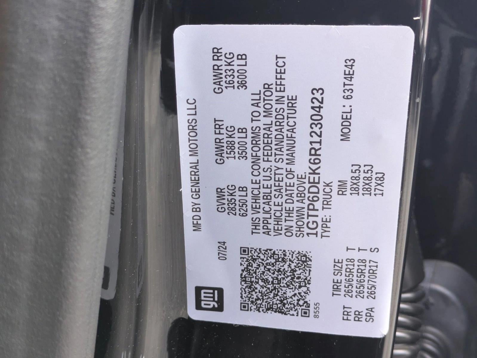 2024 GMC Canyon Crew Cab Short Box 4-Wheel Drive AT4