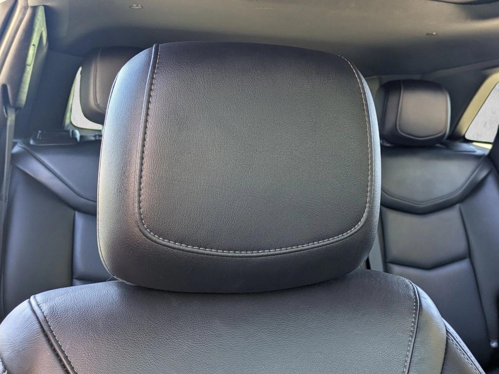 2022 Cadillac XT5 FWD 4dr Premium Luxury