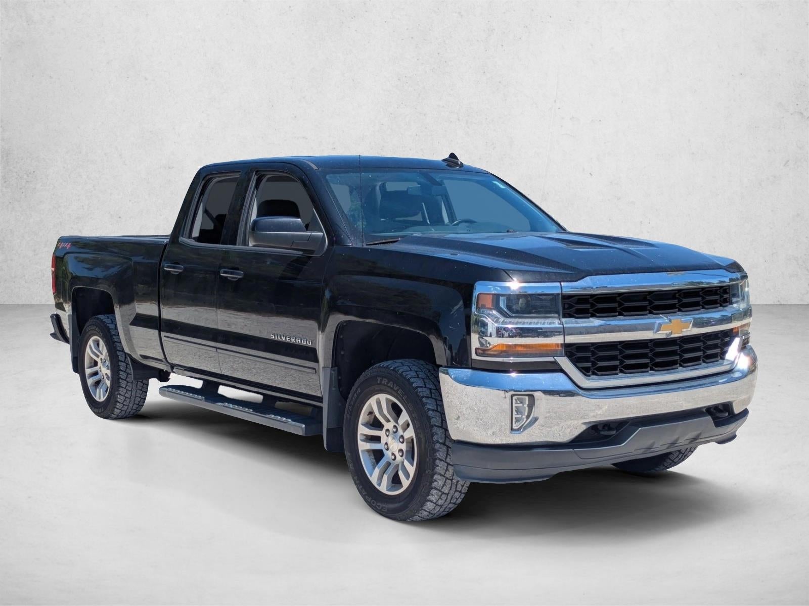 2018 Chevrolet Silverado 1500 Double Cab Standard Box 4-Wheel Drive LT